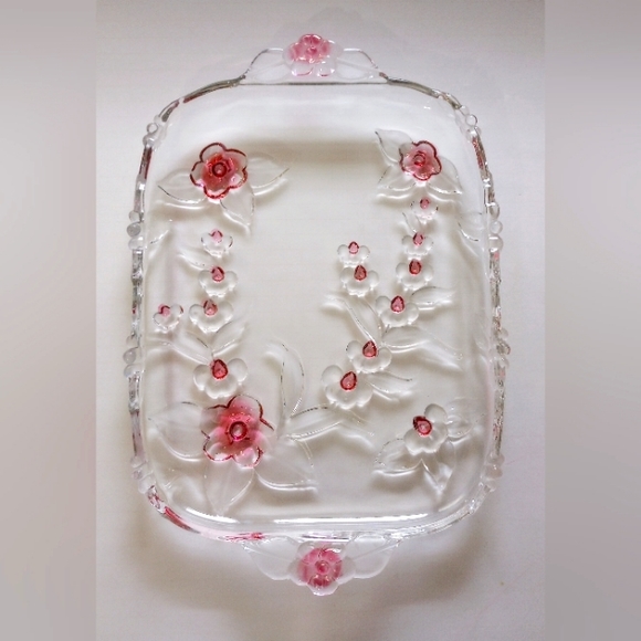 Mikasa Dining Mikasa Frosted Crystal Glass Serving Tray With Pink